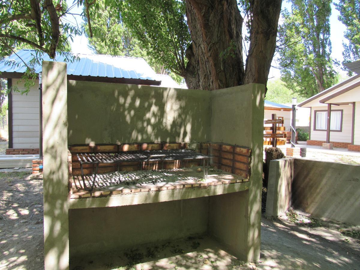 Cabanas Del Arroyo Calafate เอลกาลาฟาเต ภายนอก รูปภาพ