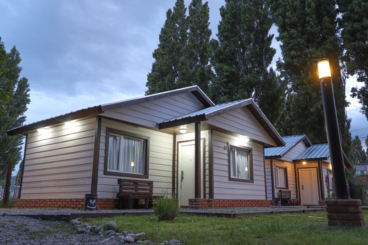 Cabanas Del Arroyo Calafate เอลกาลาฟาเต ภายนอก รูปภาพ